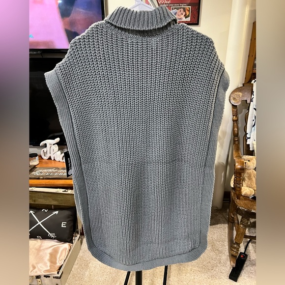 NWT One by One IXI 100% wool pullover sweater - Picture 2 of 8